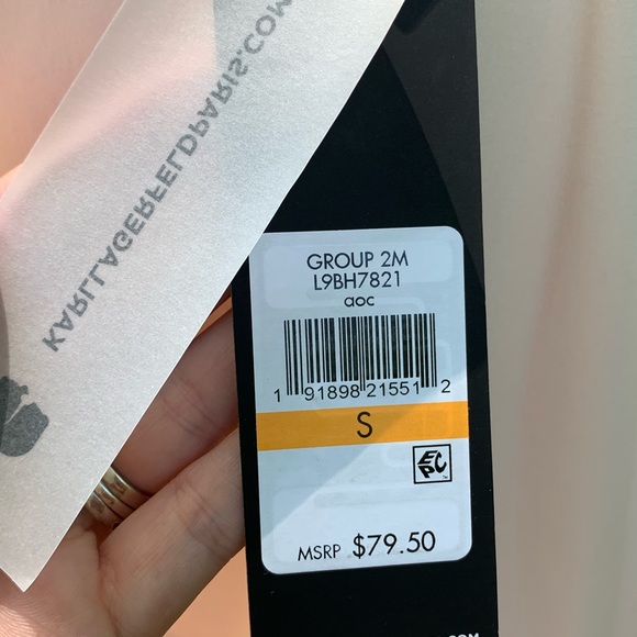 NWT Karl Legerfeld Semi shear Blouse. Size: S - Picture 14 of 14